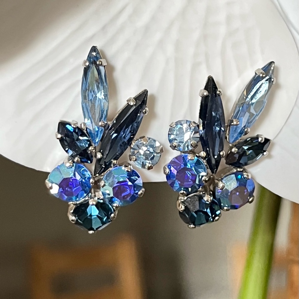 Vintage Sherman Signed Blue Rhinestone Clip-on Earrings